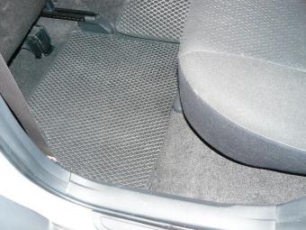 Ковры салонные Toyota Auris 4WD (2006 - 2012) правый руль